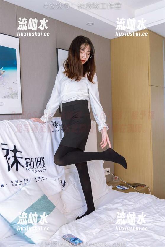 BoBoSocks袜啵啵 - 一点花絮，稚予裸足写真更新，如此脱俗，好像在飘啊。