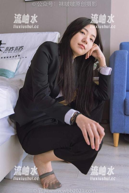 BoBoSocks袜啵啵-糯米 BoBoSocks袜啵啵 - 糯米教你:平底鞋定制的图集,看了真想剁手!