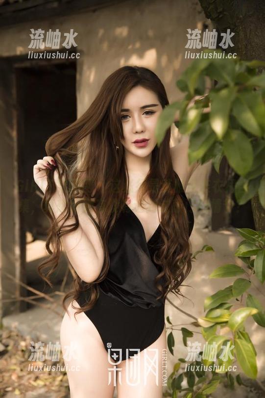 GIRLT果团网-莫雅淇 GIRLT果团网 - 这必须是莫雅淇连衣裙合集,真想问她有没有遇到过敲门的情节?