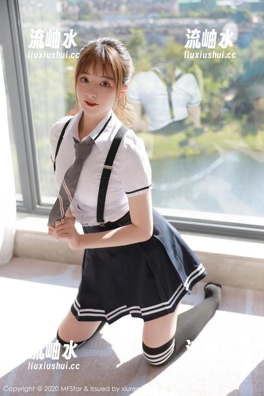 MFStar模范学院-Ellie艾栗栗 MFStar模范学院 - 当Ellie艾栗栗的写真遇上粉色,壁纸们都开始排队想换装了!