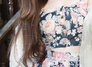 MiStar魅妍社 – 泳池里的赵梦洁，整个全套图片都充满趣味