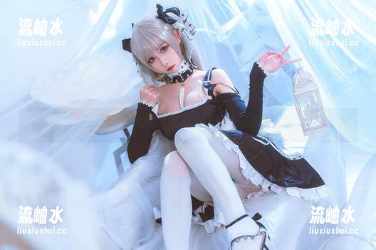 Momoko葵葵 偷偷看Momoko葵葵的私人写真,话说大凤本子果然名不虚传!