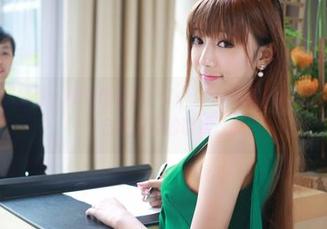 MyGirl美媛馆 – 就这比基尼！Vetiver嘉宝贝儿的图集资源，金光闪闪的诱惑。