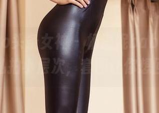 TouTiao头条女神 – 杨漫妮baby的教室冒险：私拍小层次，套图让你想回去上课