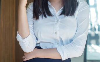 TuiGirl推女郎 – 何何夕空姐写真，下载后记得放在心底慢慢欣赏