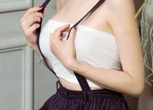 UGirls尤果网 – Mikka涵涵的水手服，让我思考：网盘和水是怎样的关系？
