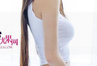 UGirls尤果网 – 最近刷到了何嘉颖的《肉丝》作品，连日常的“肉丝”都能那么有魅力，您说神奇不神奇？