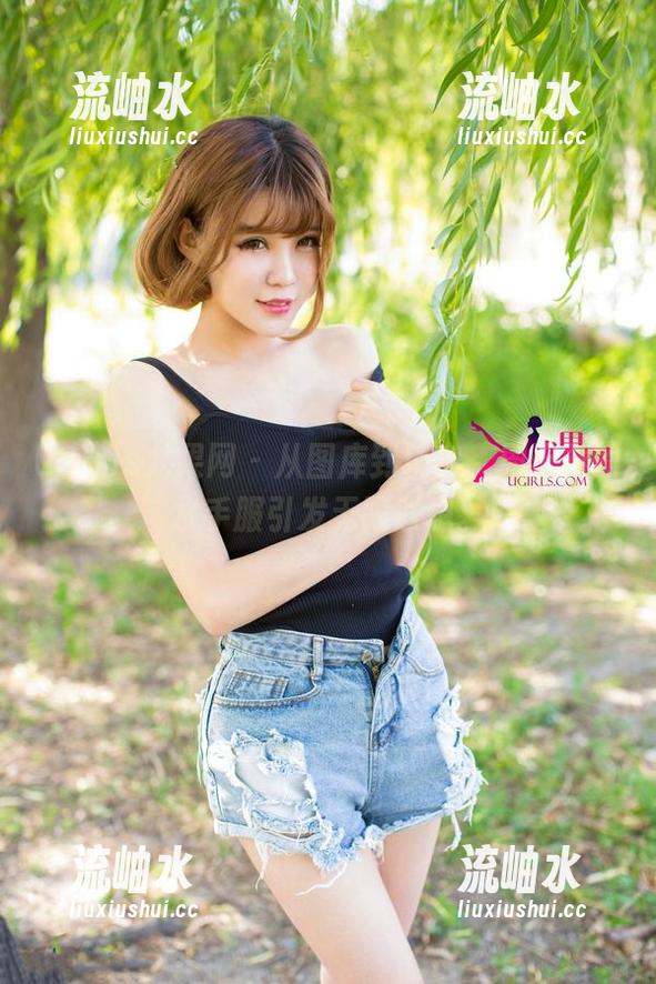 UGirls尤果网-周于希 UGirls尤果网 - 从图库到现实,周于希的水手服引发无限联想。