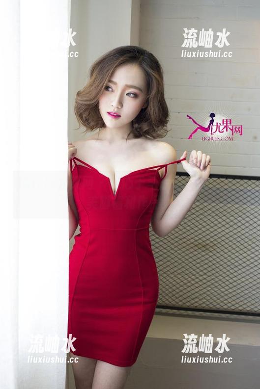 UGirls尤果网-马欣悦 UGirls尤果网 - 倾心于马欣悦:见证她的美脚福利作品!