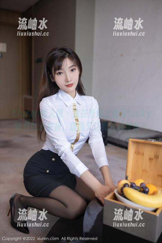 Xiuren秀人网-lucky咏丹 Xiuren秀人网 - 我在壁纸上看见lucky咏丹的连衣裙,原图又让我想起那些…