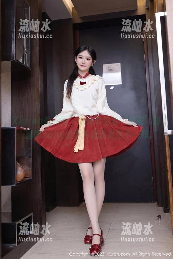 Xiuren秀人网-娜娜baby Xiuren秀人网 - 当秘书穿着‘战衣’时:娜娜baby的图片精选果然不一样。