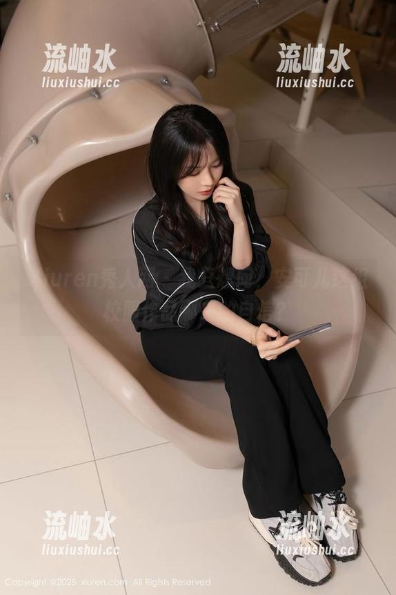 Xiuren秀人网-安可儿 Xiuren秀人网 - 我只想问,安可儿这组校服作品哪来的自信?