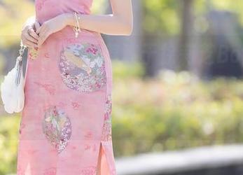 Xiuren秀人网 – 着迷于徐莉芝Botty的全套职业装？原图里她每个角度都藏着小心思。