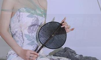 Xiuren秀人网 – 图集！在黎苏苏的棉袜中，找寻遗失的靓丽！