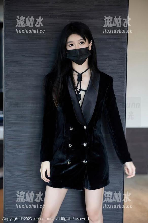 Xiuren秀人网 - 时不时想起的龙女sunny浴室写真集，资源里嵌入的私密微光