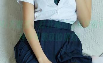 YouMi尤蜜荟 – 打开柚柚酱私房图包，有种少女跳跃的感觉！