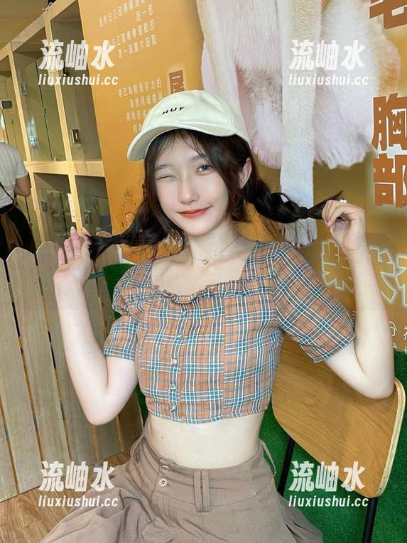 有没有人和我一样，被roroki骷髅姬的原图剧情圈粉？