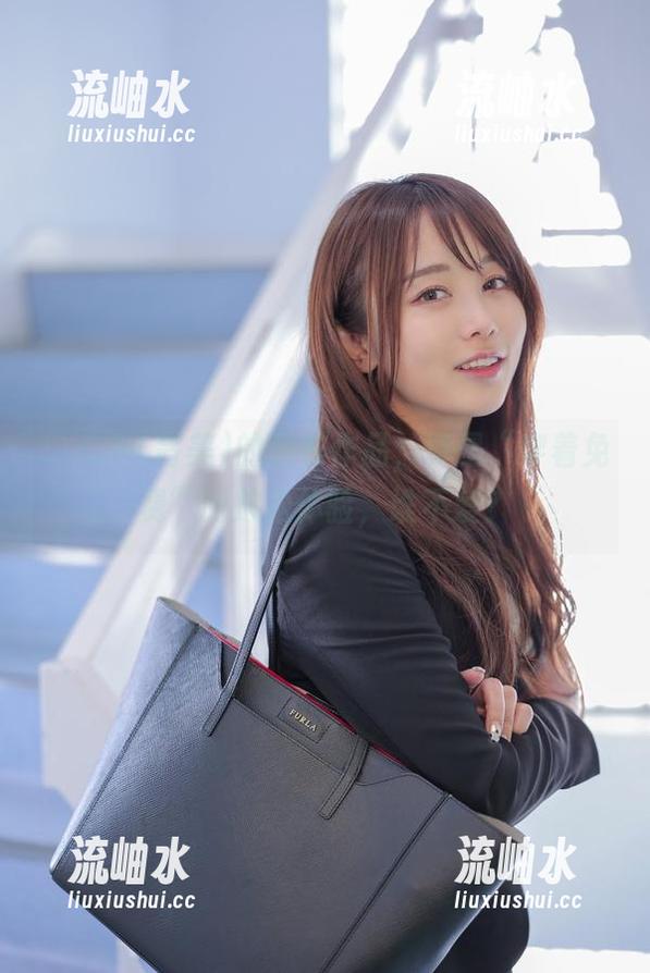 いくみ(育美)的睡衣作品，真是“穿着免费”的放松体验，谁不爱？