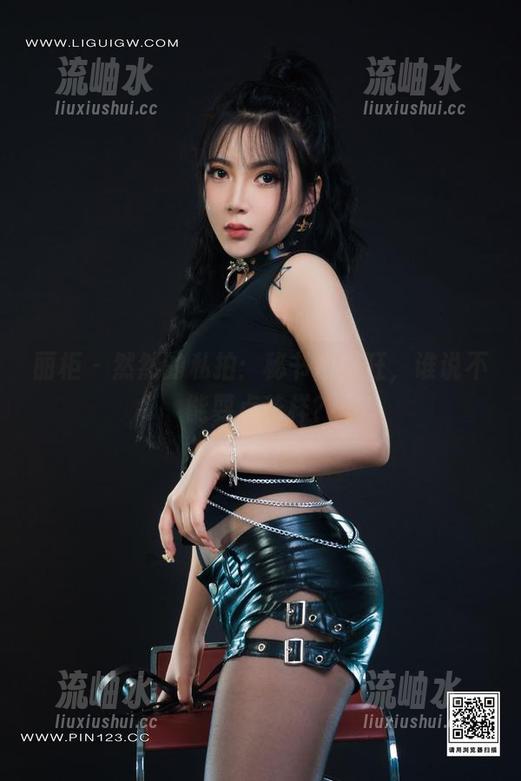 丽柜-然然 丽柜 - 然然的私拍:秘书也疯狂,谁说不能耍点花样?