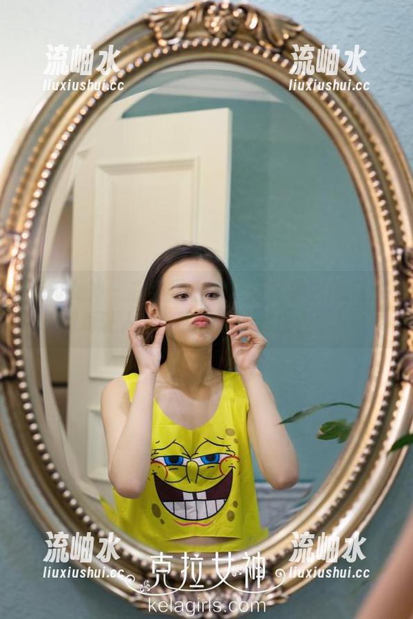 克拉女神-钟淇 克拉女神 - 在线黑白大作战!钟淇的新原图真让人想...数学课的黑白画面!