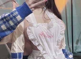 微密圈 – 兔宝妮to的写真：一套套图超级萌的奶牛造型，能把人萌得不要不要的。