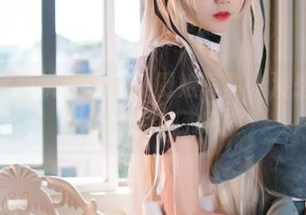 就路过兔玩映画的小厨娘写真，没想到菜闻起来更香了吧？