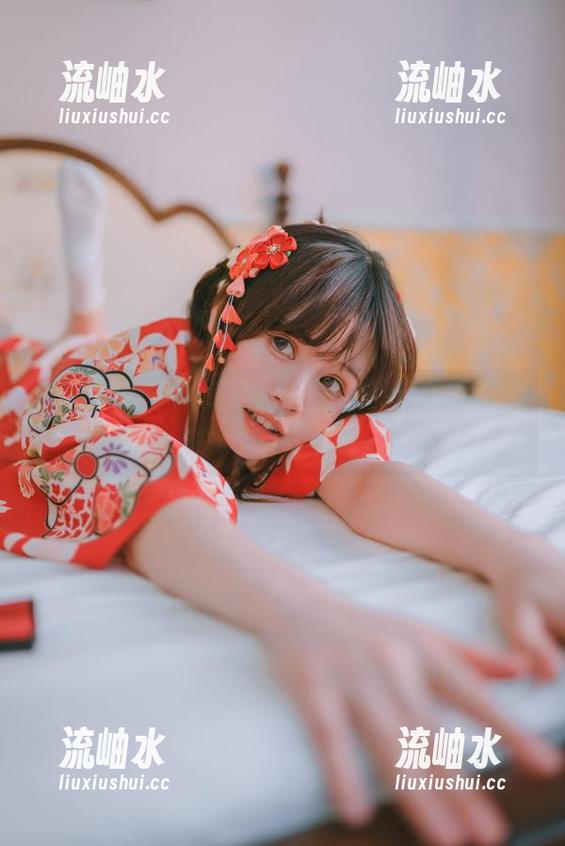 千反田鹿子 千反田鹿子的黄豆粉套图,真是毫无防备的诱惑分享啊~
