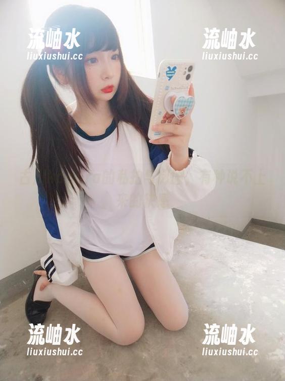 古川kagura 古川kagura的私拍与制服,有种说不上来的快感