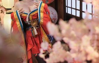 大梨子不是御姐的写真集情感满满，火野丽就像那种你总想追的梦…