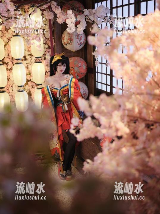 大梨子不是御姐的写真集情感满满，火野丽就像那种你总想追的梦…