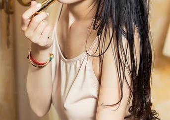 头条女神 – 杜菲菲的牛仔裤美图，谁说牛仔不能时髦？