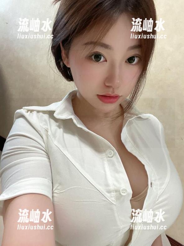奶宝妹纸 微密圈 - 局部运动?别闹,奶宝妹纸的套图可只给你最全面的视角,别忘了下载哦!