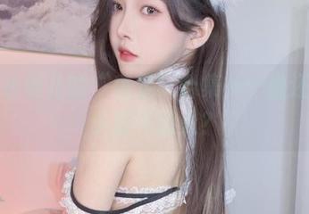 小小奶瓶儿的“美足”合集——谁还敢说小脚不迷人？