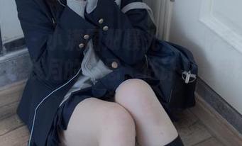 少女秩序 – 小满图册曝光：一件毛衣竟交织着晓风残月的心思，估计又是我想得太多。