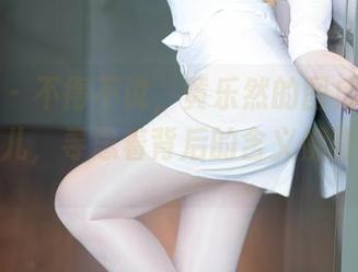 尤蜜荟 – 不得不说，黄乐然的图库，剧情摆在那儿，寻思着背后的含义都能乐一天。
