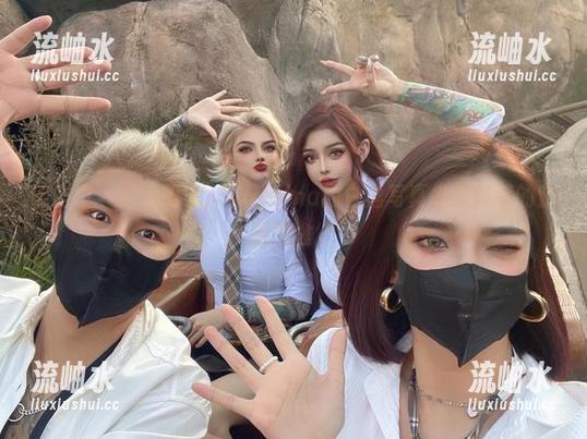 微密圈 - 涨姿势了，希希Gina的白丝写真集是隐藏的资源宝盒。
