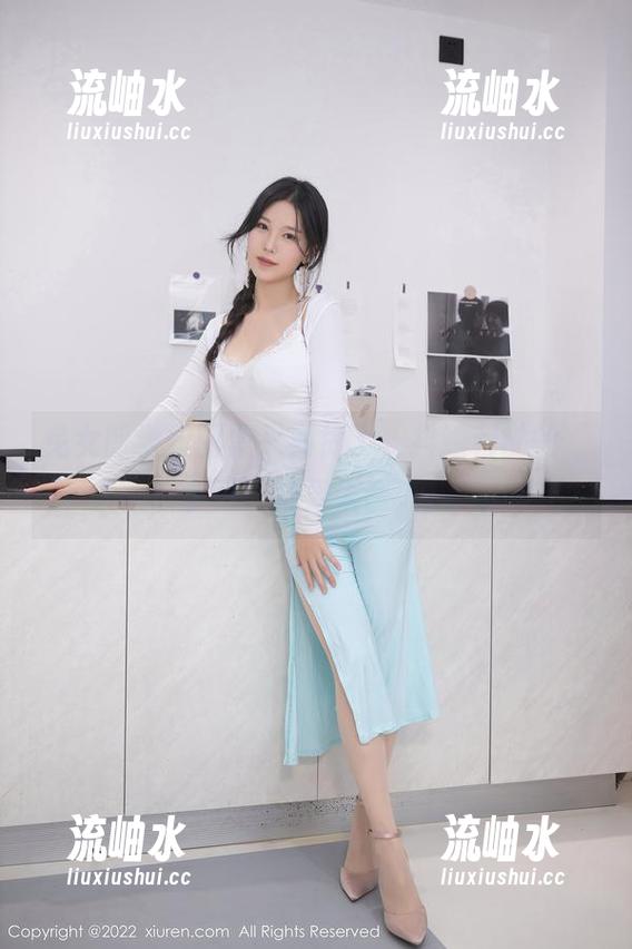 抖娘利世 兔女郎学姐图集又到货了,抖娘利世的“学习”成果太诱人。