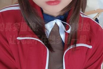 私房的真实面貌：日奈娇和她的“莉音”让人忍不住想多看一眼。
