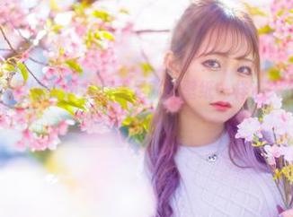 原图如此美，月城委员会的美足就像壁纸一样消失在自我异次元！