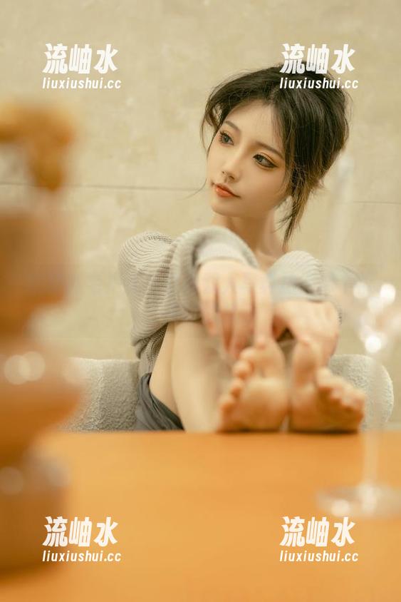 桃良阿宅把无圣光的双人写真拍得像个黑夜里的梦