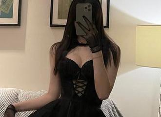 微密圈 – 与其说这是一组美图，不如说这是梦里一只喵的灰丝冒险！