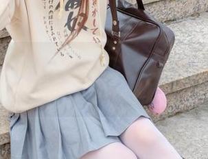 森萝财团 – aika和她的私房小伙伴，双人照带来的混乱美学