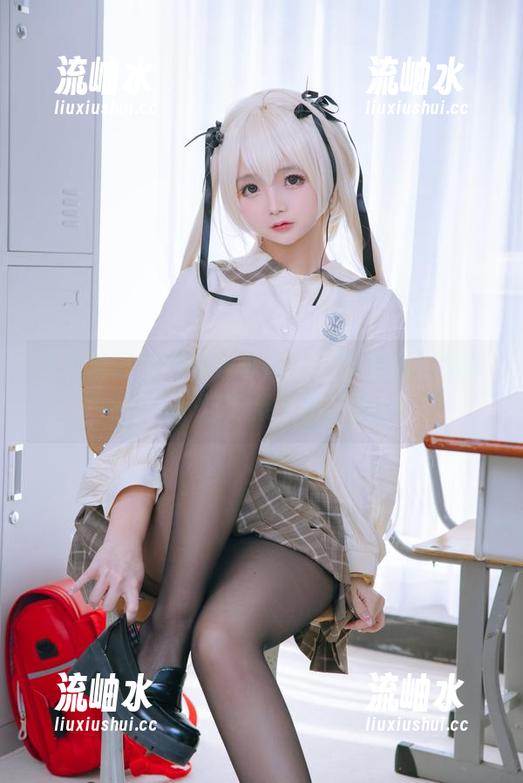 樱井小莜 装扮成修女的樱井小莜:短发集合,我也是醉了,这效果太出乎意料。