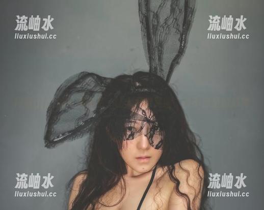 樱晚gigi的高清作品，让人又痴又缠，说不清楚的那种