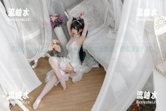 樱落Selena 樱落Selena的网盘新动作——她的艾蕾作品,快来围观!额,别太围了,别把网盘挤爆……