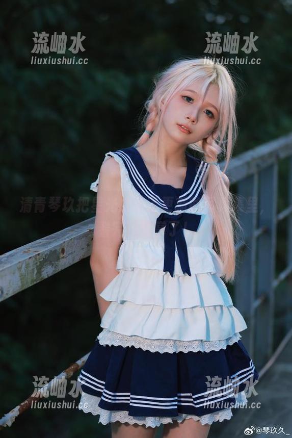 清青琴玖 清青琴玖把星光放进了更新的写真集里,看完我鼓掌了!