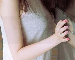 爱尤物 – 龙女宝宝最新大作——美图中的天使现身，真想让人多看几眼，哈哈！
