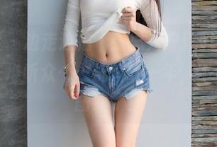 爱蜜社 – 边走边拍｜张思允户外照实录，得到一堆听众……洗剪吹一年，不过还是图我了！