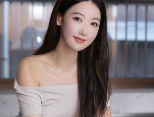 秀人网 – 透过LindaLinda的镜头，高清美图里的温柔无处不在，谁能拒绝？