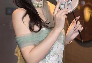 秀人网 – 看nancy小姿自拍原图，暗暗期待她下次会咋样…